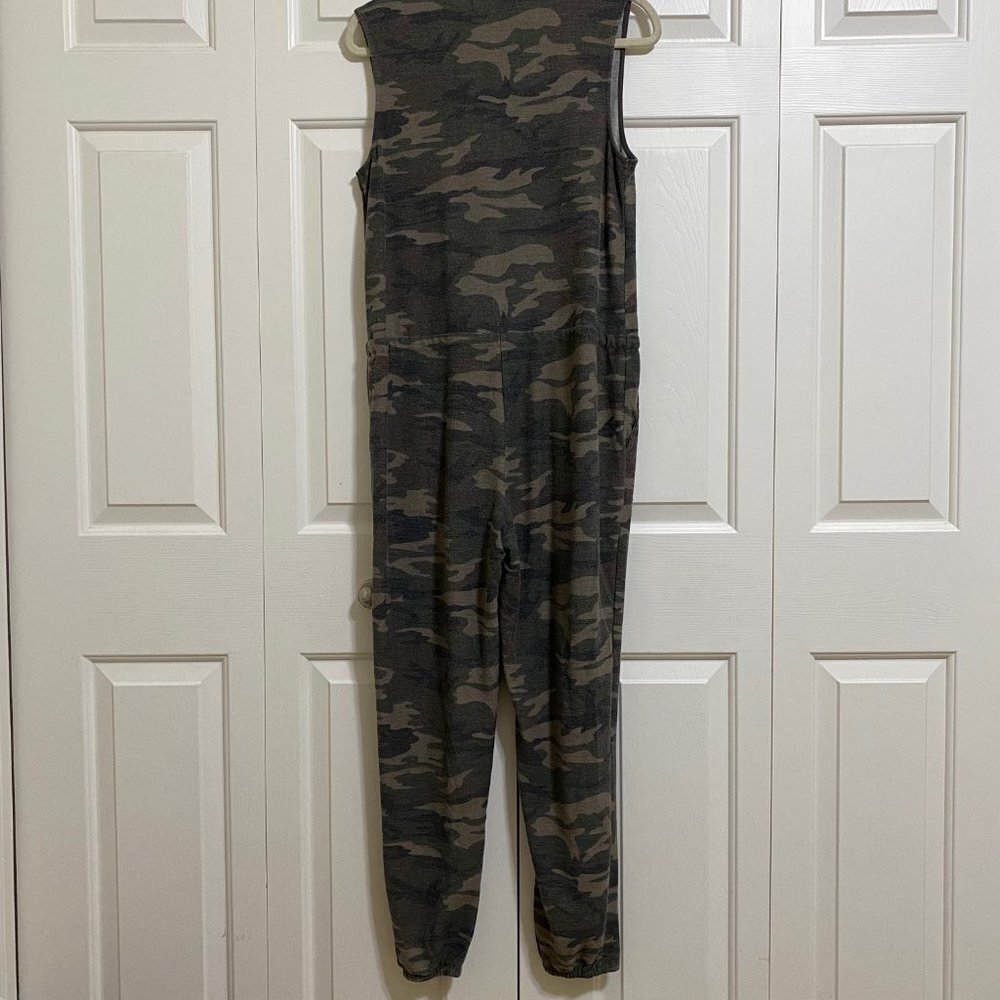Mustard Seed Camo Jumpsuit Size Medium - Picture 5 of 11